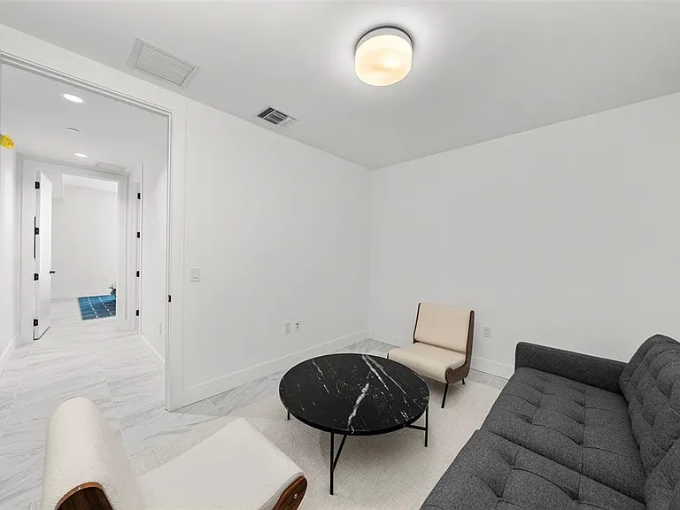 777 3rd Ave N #1502 — Photo 41