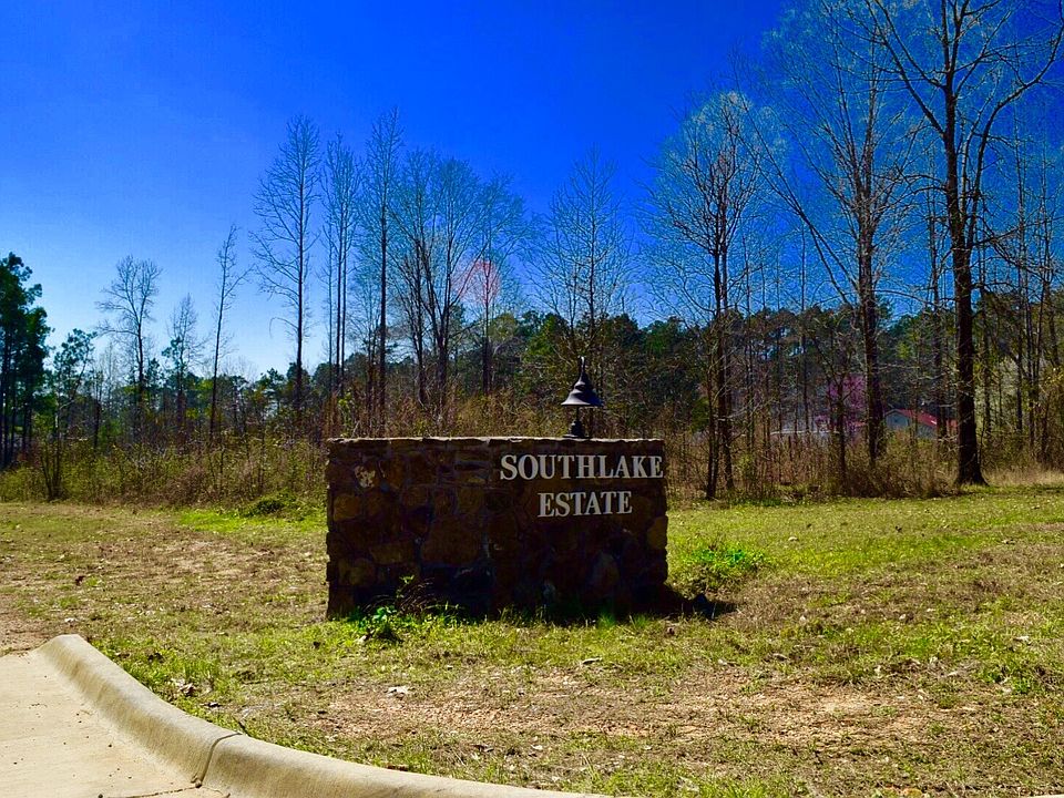 1st image of 13 Southlake Dr