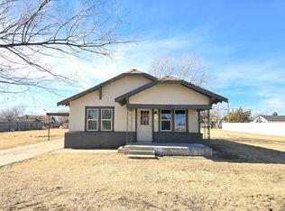 315 N Floyd Ave, Tulia, TX 79088