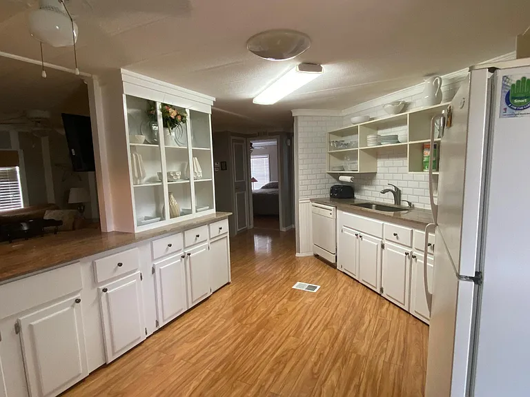 19124 Meadow Brook Ct — Photo 18