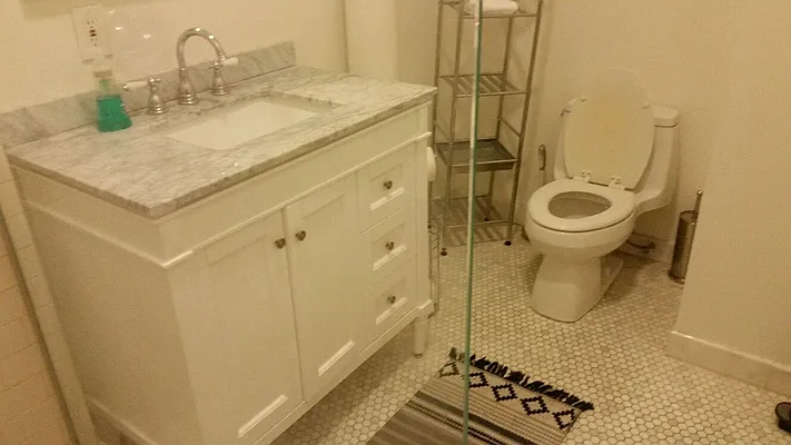 Rented by Ozymandius Realty | media 19