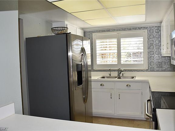 5th image of 7013 New Post Dr APT 4A