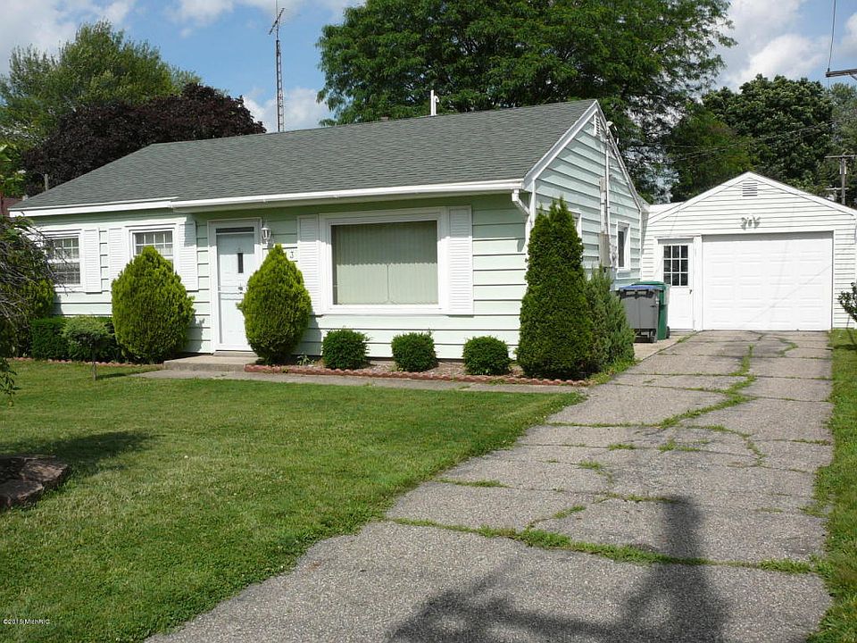 1st image of 313 N Lakeview Ave