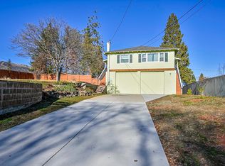712 Oak St, Yreka, CA