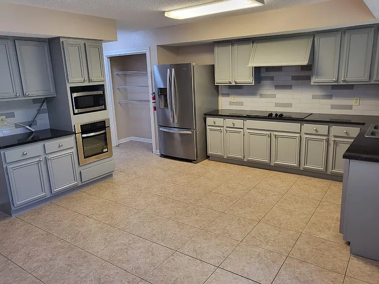 14810 Rancho Vista Dr — Photo 20