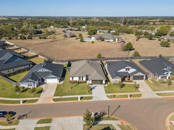 1009 Mount Irving Way, Norman, OK 73071