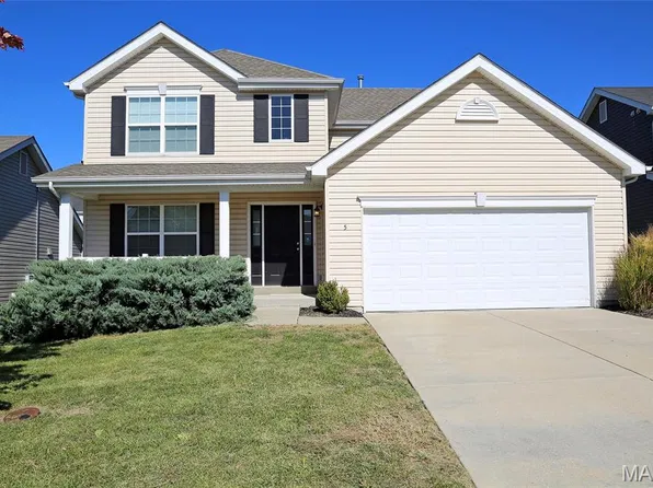 5 Windrush Ct, O'Fallon, MO 63366