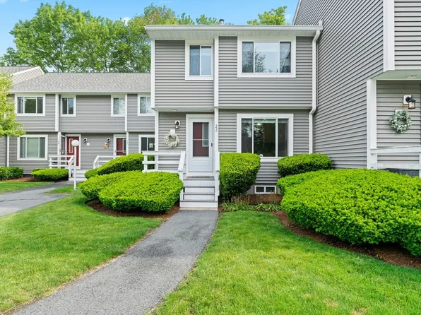 22 Hartshorn Pl #22, Walpole, MA 02081
