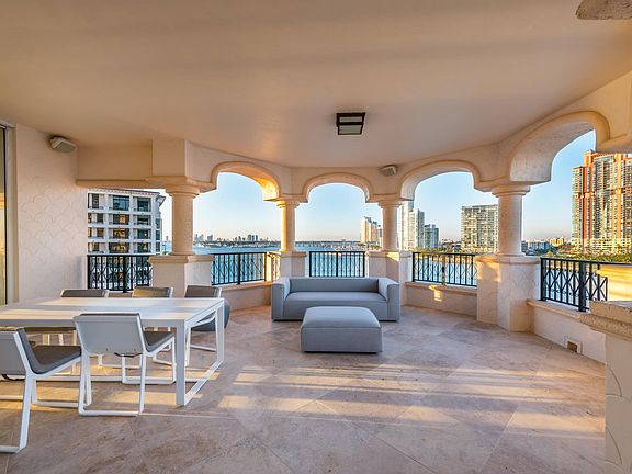 4th image of 7171 Fisher Island Dr #7171