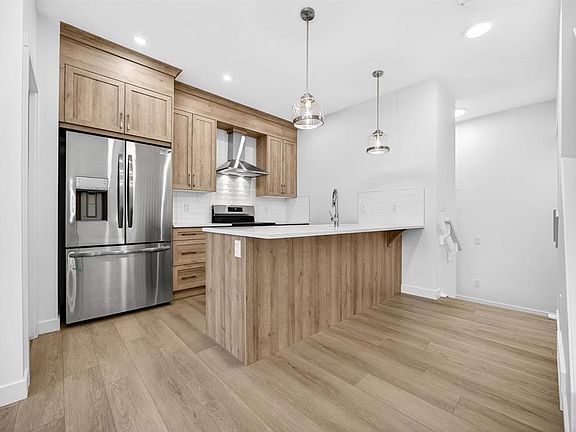 5th image of 338 NW Alpine Blvd SW