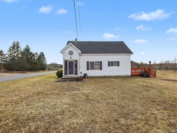 1742 W Moorestown Rd, Lake City, MI 49651