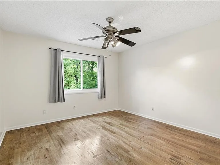 9485 Martin Rd — Photo 25