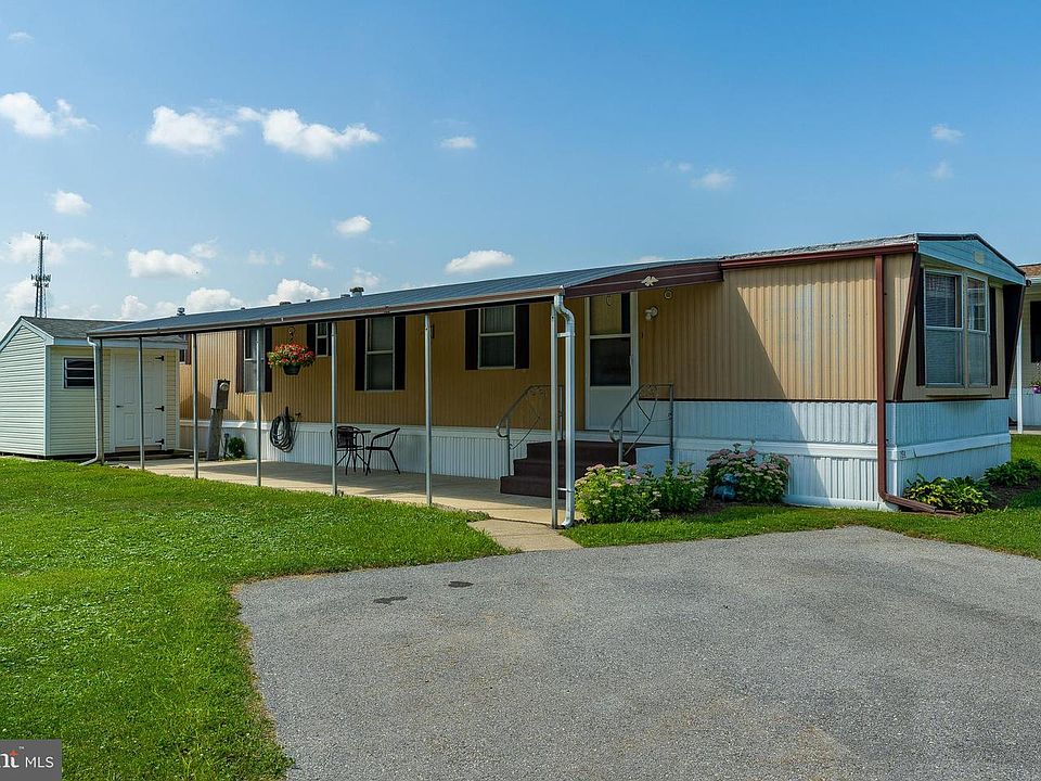 1st image of 645 Lilac Dr