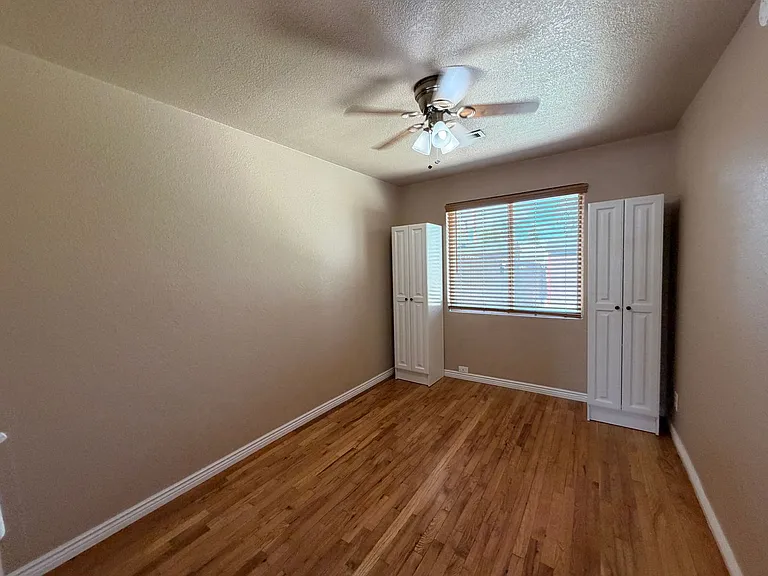1687 Moline St — Photo 9