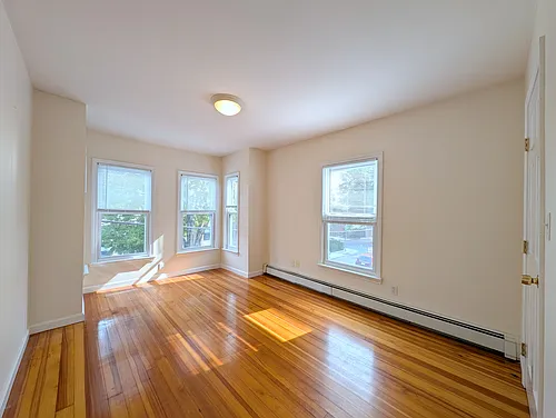5 Locke St #22 Photo 1