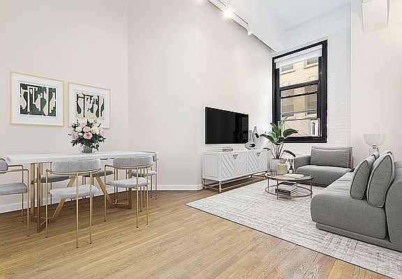 2nd image of 110 Greenwich St #9C3