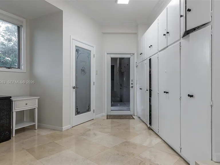 950 S Southlake Dr — Photo 15
