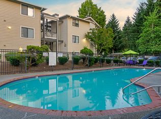 2307 NE 4th St #1A305, Renton, WA 98056