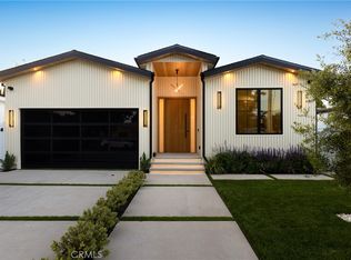 13001 Aetna St, Van Nuys, CA 91401