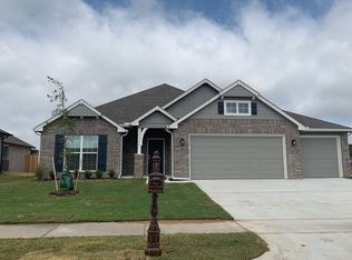 13316 S 19th Ct, Bixby, OK 74008