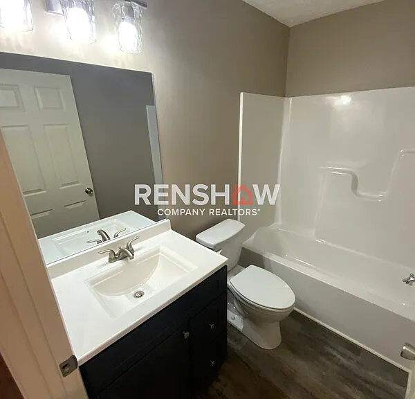 133 Hawthorne Ave — Photo 7