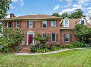 12113 Barwen Ct, Charlotte, NC 28262