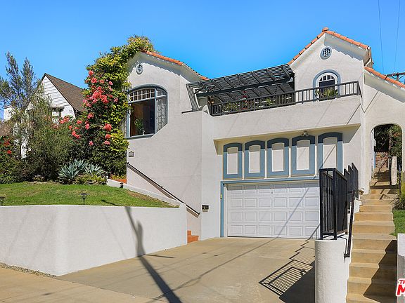 2nd image of 2132 Benecia Ave