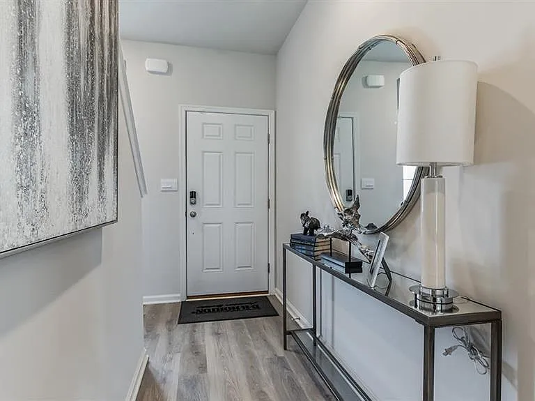 1242 Susan Cir — Photo 13