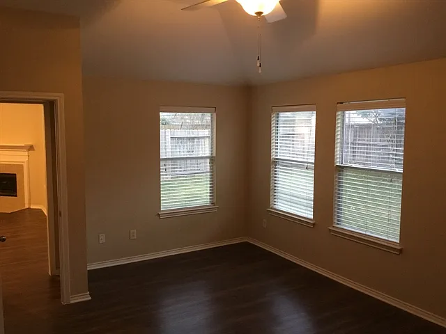 860 Rock Harbor Ln — Photo 6