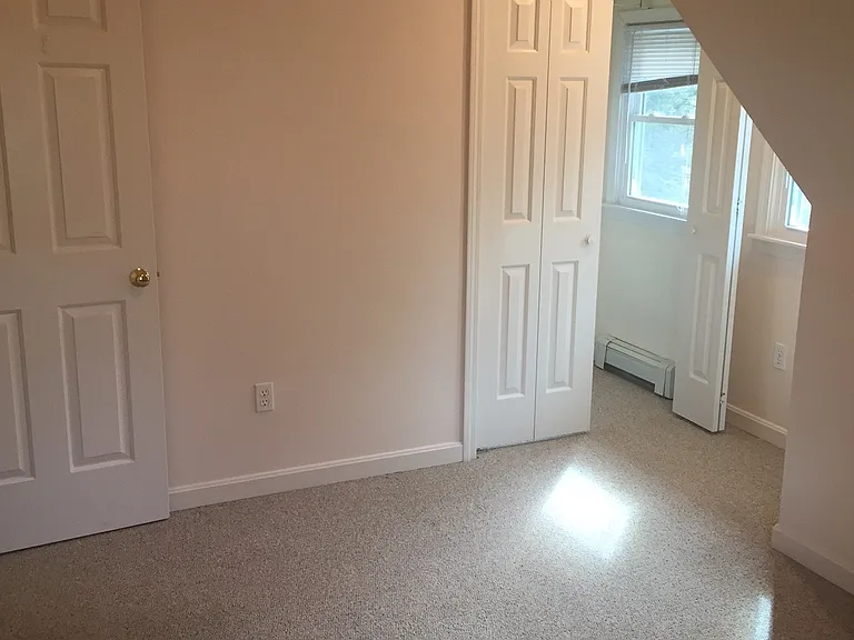 12 Green End Ave — Photo 12