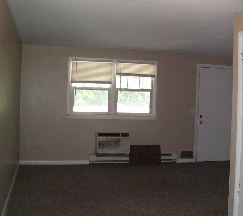 2nd image of 1139 Thorndike St #11060658