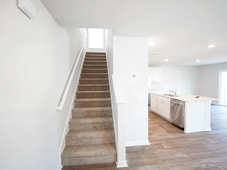 112 Red Admiral Ln — Photo 5