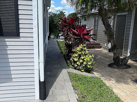 4th image of 14100 Tamiami Trl E Lot 504
