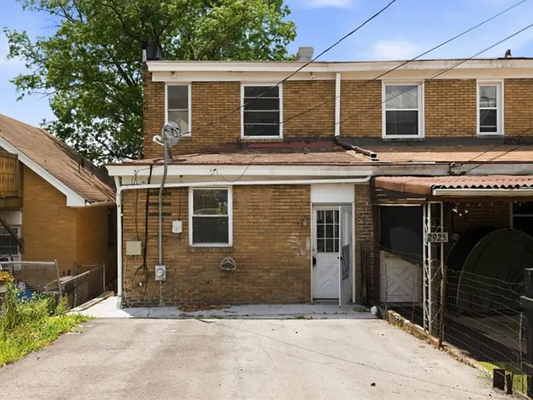 2927 Willett Rd — Photo 3
