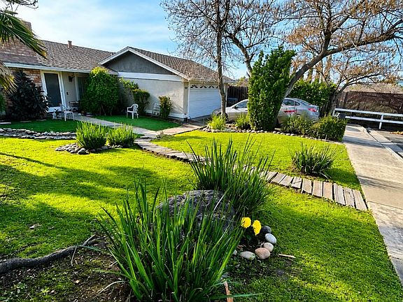 5th image of 1565 Sierra Creek Way