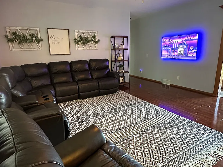 4293 Madison Ave SW — Photo 9