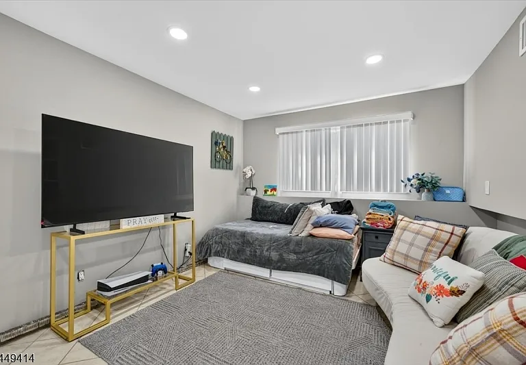 26 Cedar Dr — Photo 10