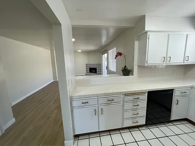 16126 S Ainsworth St #B — Photo 11