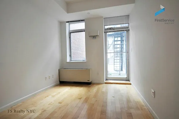 Rented by FirstService Realty (legacy) | media 37