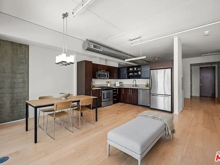 1100 S Hope St #1410 — Photo 7