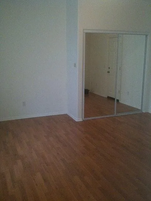 595 W 8th Street — Photo 2