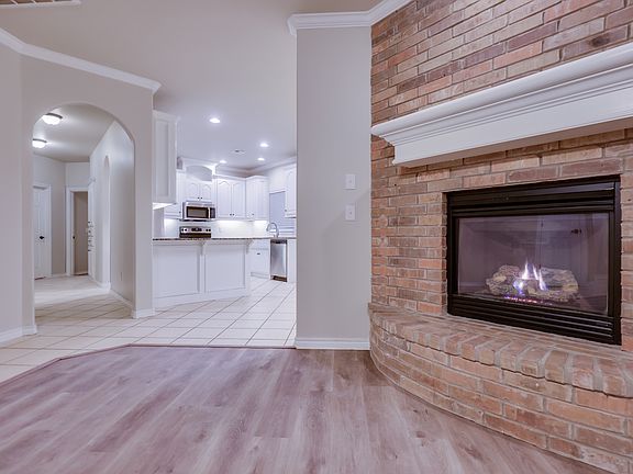 2nd image of 2113 Three Stars Rd
