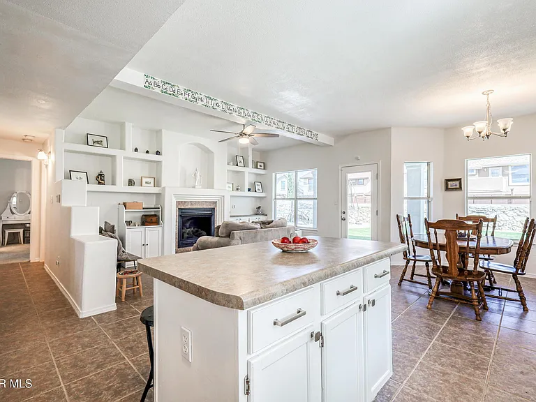 10904 Duster Dr — Photo 22