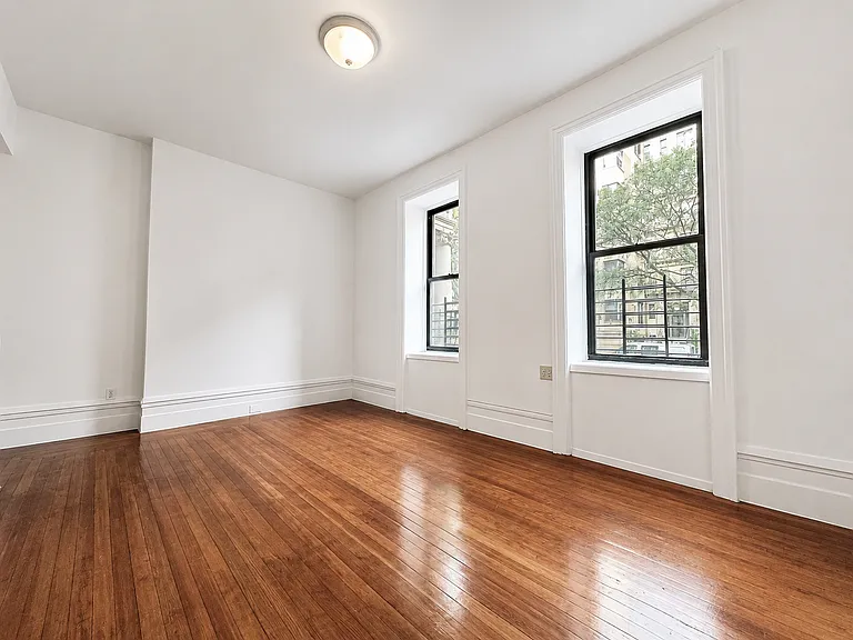 182 Claremont Ave #1 — Photo 3