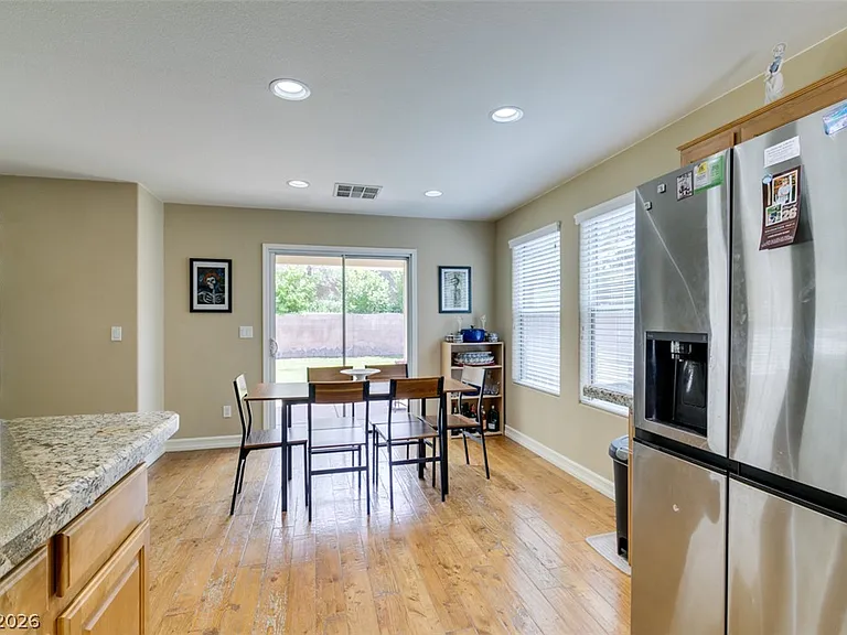 2619 Begonia Valley Ave — Photo 28