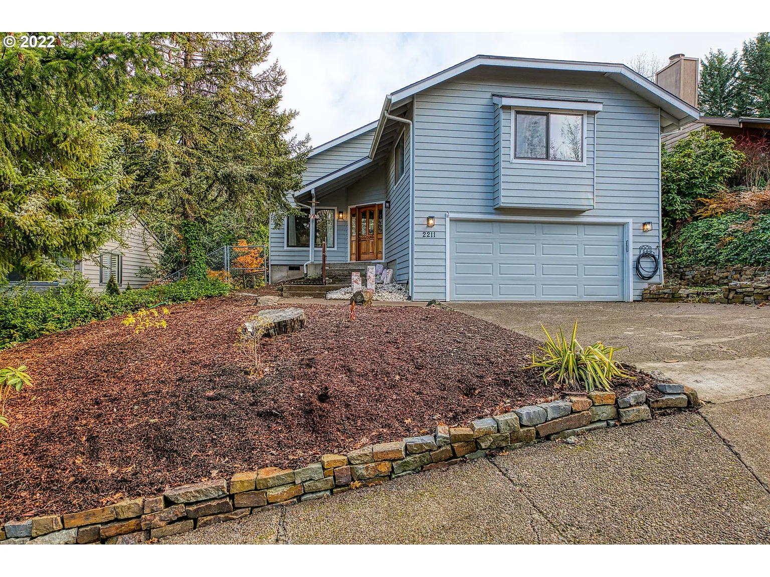 2211 Corinthian Ct photo 1