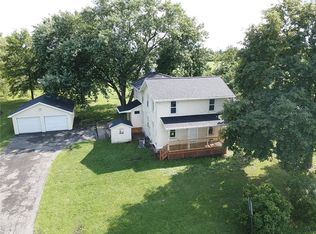 982 Leader Rd, Geneva, NY 14456
