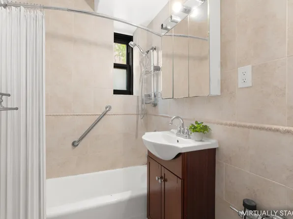 139-15 83rd Avenue image 6 of 8