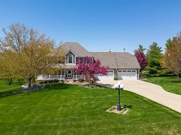 9230 NW Lakeridge Ln, Polk City, IA 50226