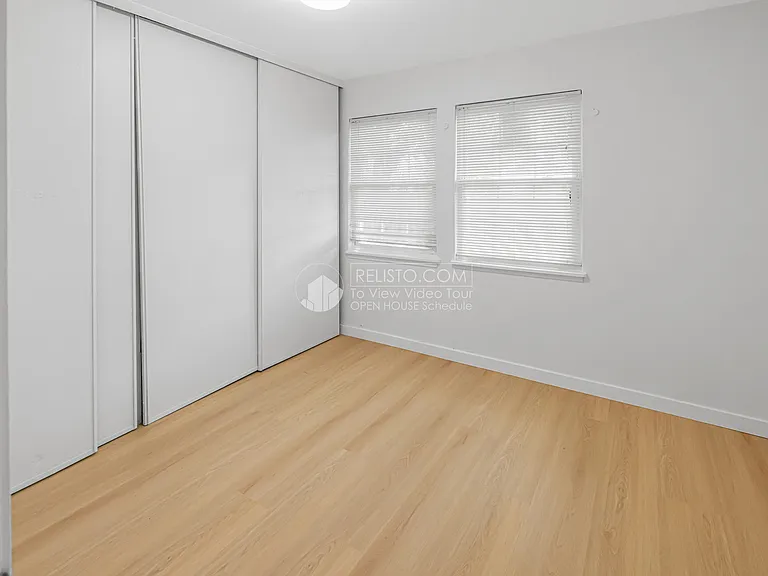 369 S 20th St — Photo 6